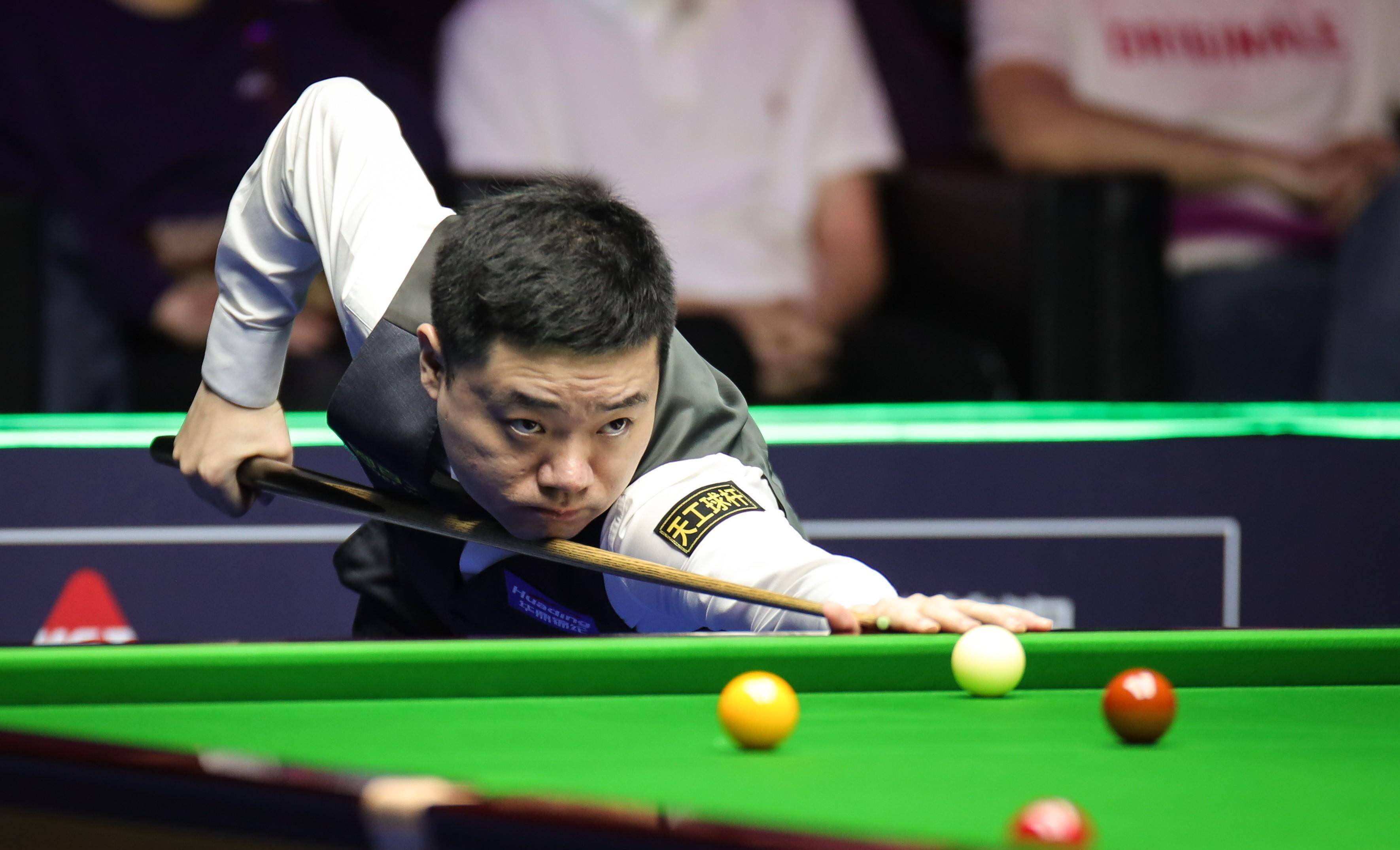 的绝对优势 的绝对优势