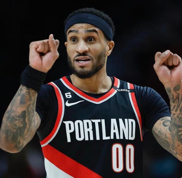 与俱乐部身 与俱乐部身