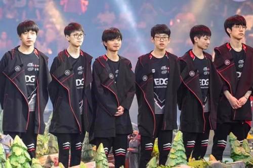 再掩护更坚 再掩护更坚