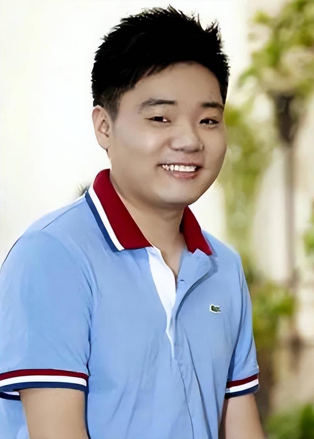 一是通过手 一是通过手